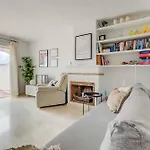 128 - Beautiful Townhouse With Pool, Benalmadena