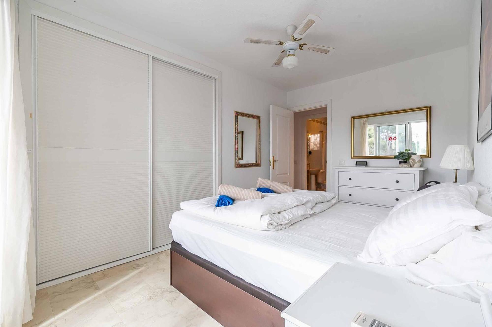 128 - Beautiful Townhouse With Pool, Apartment Benalmadena