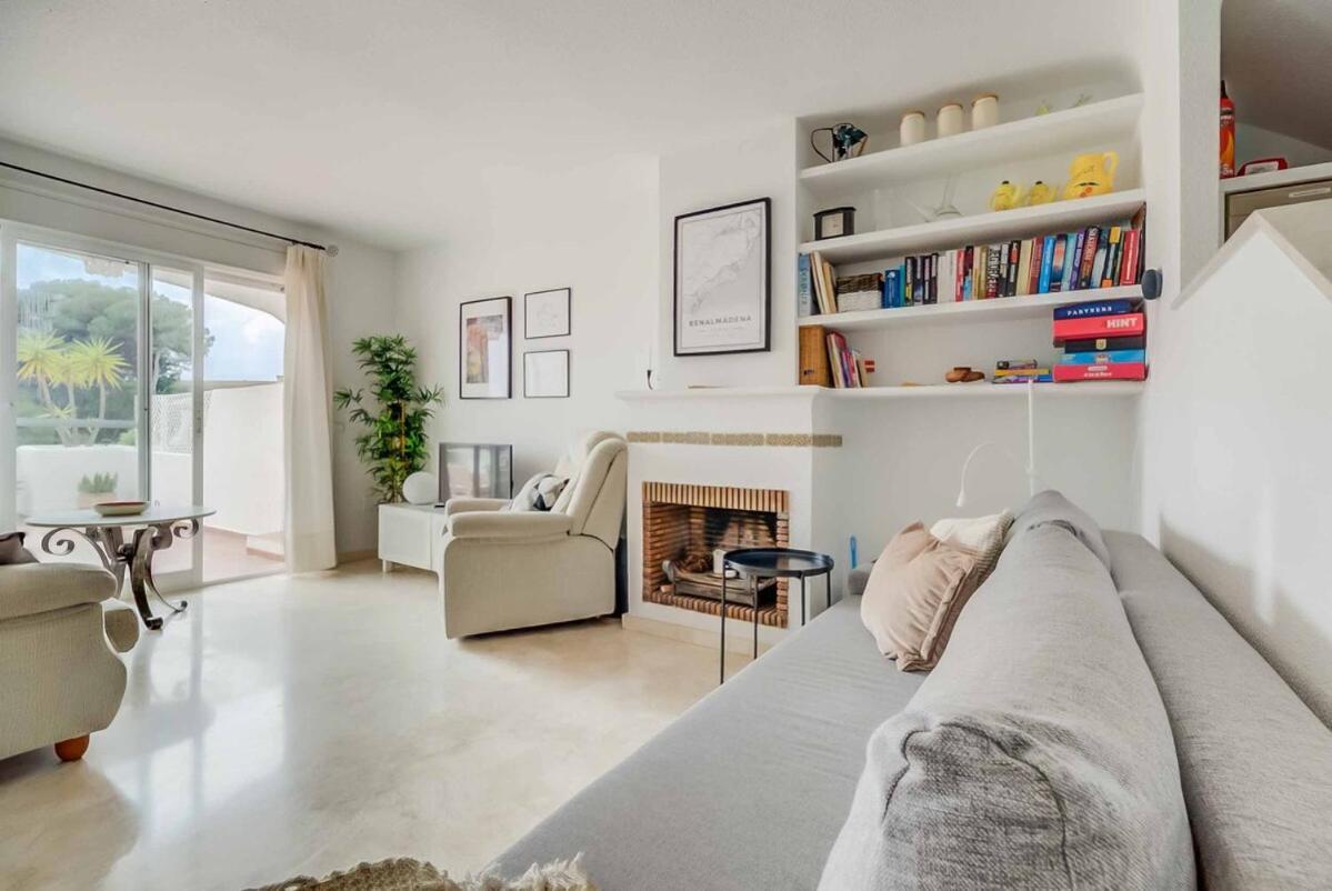 128 - Beautiful Townhouse With Pool,